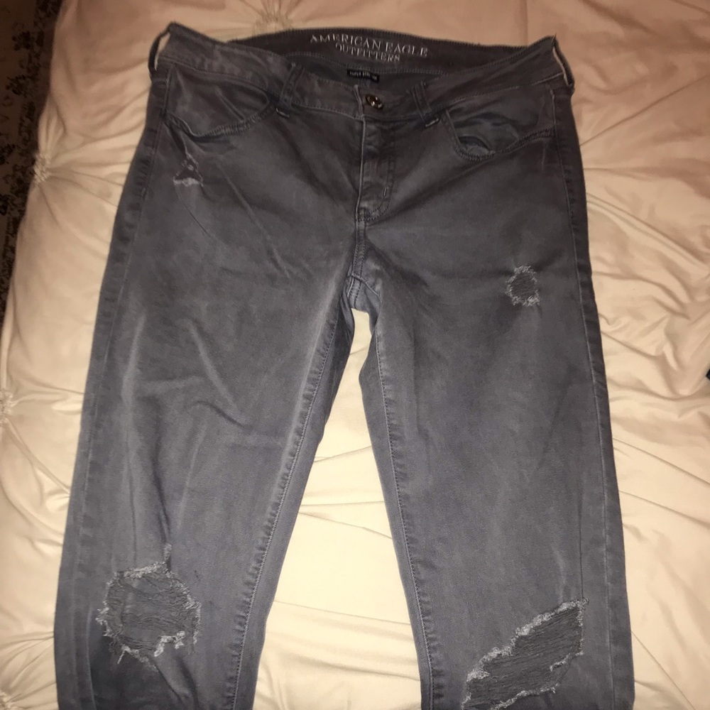 Ripped jeggings